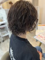 ハグクレア(HUG CLAIRE)&nbsp;強めの縦落ちパーマ×イルミナネモフィラ
