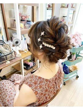 ロカット サロン(Roquat Salon) ねじりアップアレンジ【ヘアアレンジ 立川/立川南/浴衣/立川】