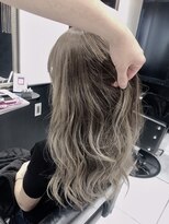 ヘアーデザイン ジェルム(Hair Design germe)&nbsp;ナチュラルハイライトで外国人風 ～しのだスペシャル～