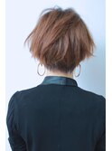 動きのあるショートヘアをイルミナカラ-×髪質改善×白髪染め