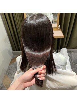 ムーン(moon) #ミディアムヘア #ショコラベージュ #ボブルフ #ベビーバング