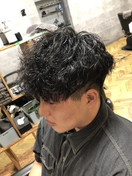 ザ ハレ 問屋町店(THE HALE'S) 波巻きパーマ