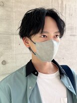 アッシュタカサキ(ash takasaki)&nbsp;センターパート　韓国ヘアニュアンスパーマ