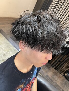 ジュンヌオム リンカラン(Jeune Homme LINGKARAN) 波巻きスパイラル×マッシュ