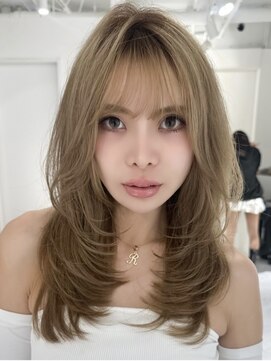 シエロビューティー(CIELO beauty) ハイライトカラーミルクティーベージュレイヤーカット