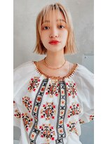 メーヴェ(Mowen) mowen 南堀江　ハイトーンボブ　切りっぱなし