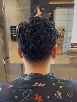 タメ(tame-)&nbsp;サーフカール/フェザーパーマ/ブルーブラック【都賀/メンズ】