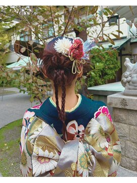 バサラ 大阪なんば店(VASARA) なんば　徒歩3分　振袖レンタル　ヘアセット込み　着物映え