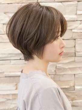 ニーフ(neaf) ユルショート×ナチュラルハイライト【neaf 六本木】