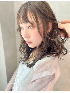 ブルーム(Bloom) ベージュ Bloom【ブルーム/三郷駅】