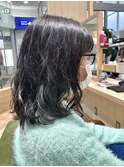マテリアルパーマ/巻き髪/暗髪/緩め/ミディアム