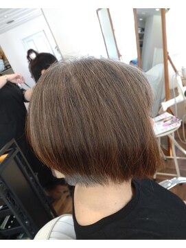 レリビー アウラ(LELiBE_'aula) ボブ