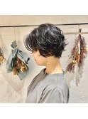 ハンサムショートの無造作パーマ