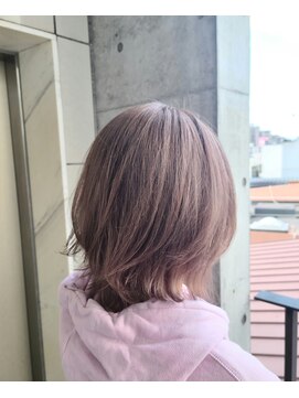 ミラシィ 稲毛(Mirashy) 20代~40代向け ミディアムボブ×8トーンミルクティーベージュ