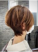 メリハリのあるショートスタイル×30代綺麗め大人スタイル