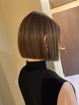 ゼン(Zen.)の写真/ミディアム・ロングヘアはもちろんショートヘアも得意。イメージチェンジでもお気軽にご相談ください。