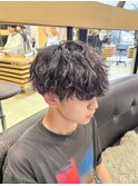 波巻きスパイラル/メンズパーマ/グレージュカラ　鈴木楓竜