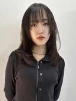 サクラ オモテサンドウ(SAKURA) フェイスレイヤー×ロングウルフ×ぱっつん前髪