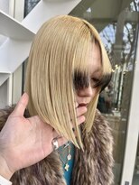 アンドシー(and c)&nbsp;抜きっぱなしブロンド×ブラック　MIKU