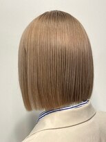 カムジーヘッドカミノウラ(COMEGHEAD KAMINOURA)&nbsp;ダブルカラーミルクティーベージュカラーケアブリーチ韓国ボブ