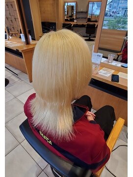 アース 一宮店(HAIR & MAKE EARTH) 抜きっぱなしブロンドヘア