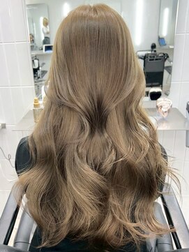 オニキス(ONYX) A75ダブルカラーブリーチカラーロングヘアミルクティーベージュ