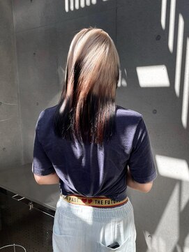 ヴァーディ オモテサンドウ(Vardy omotesando) roots/ルーツカラー デザインカラー 三毛猫