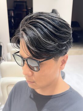 バース 梅田中崎町店(BIRTH) 50代40代白髪ぼかしシルバーメッシュバレイヤージュ
