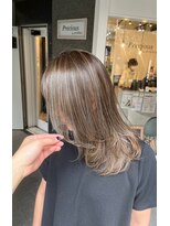 ハクア プラス(HAKUA PLUS)&nbsp;白髪を明るく染める白髪ぼかしハイライトカラー！