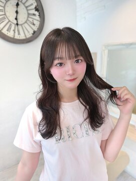 カシュカシュ アネックス(cache cache annex) アイドルぱっつん前髪顔周りおくれ毛似合わせ小顔カット