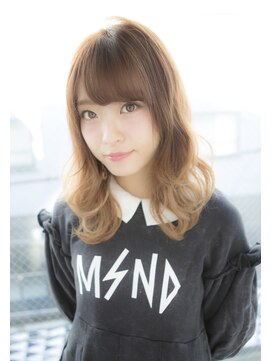 サロンドミルク 原宿(salon de MiLK) 【salon de MiLK 原宿】ミルキーベージュ×ミディアムウェーブ