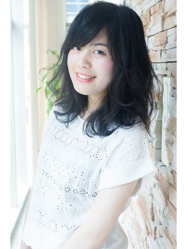 アルターリアン(aL ter LieN) 【aL-ter LieN】黒髪でもカジュアルに☆外ハネミディアム TAKU