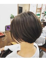 サロンド クラフト(salon de craft) キュートなフォルムのショートボブスタイル♪