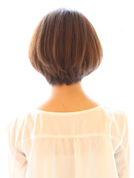 レウナ 外苑前(Reuna) 【30代・40代・50代】大人の女性に人気の丸みボブ