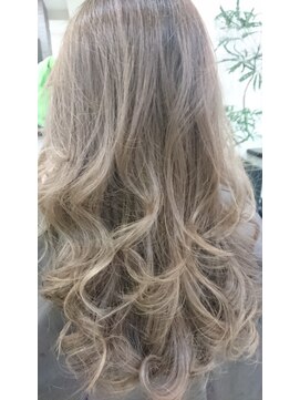 ティンク 横須賀中央(Tink) ナチュラル&ラフ