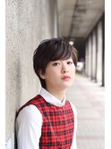 大人かわいいコンパクトショート