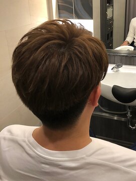 グレイスフル バーバープラチナム 六本木店(Graceful Barber platinum) 爽やかビジネスマンショート＜理容室＞