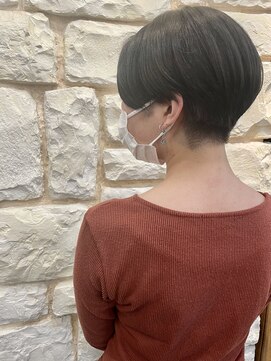 アール 北千住店(ar) 前髪なしショート/ステップボーンカット/アッシュブラック