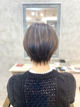 フリーダムメルシー(freedom Merci) マッシュショート＊オリーブベージュ