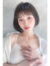 ジンジャー(Ginger) 前下がりショートボブ