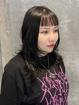 ピークアブー 原宿ハラカド(PEEK-A-BOO) オン眉ロングレイヤー姫カットウルフ黒髪外国人海外風カジュアル