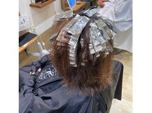 ステラバイケンジ 藤沢(STELLA by KENJE)の雰囲気（繊細なハイライトをしっかり入れる事で出来る上品な白髪ぼかし！）