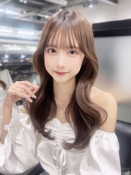 アルバム 池袋(ALBUM) 顔周りレイヤー韓国ヘアおくれ毛ロング_F20424