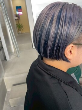 ヘアアンドメイク プロダクトスティーロ(Hair&Make Product Steelo) 刈り上げアンブレラカラースタイル