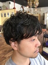 トリップ ヘアーメイク メンズパーマ