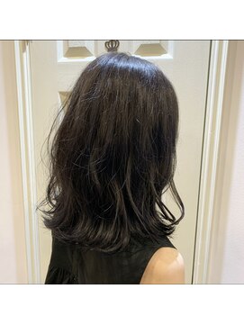 ヴィコロ(vicolo) 清楚系ダークアッシュ