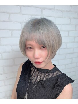 ベル 難波(Belle) 福嶋 裕人 ※シルバーグレイジュカラー_小顔カット