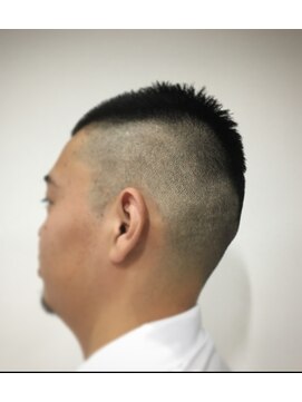 ミシュタ(mishuTA) メンズフェードカット