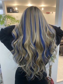 グランディールヘアデザイン(grandir hairdesign) ブルーメッシュ！-Yurika-