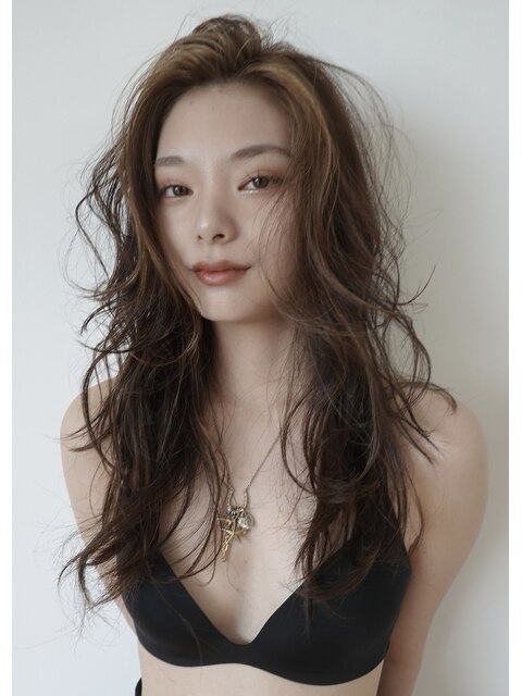 新垣里子矯正下着の画像 